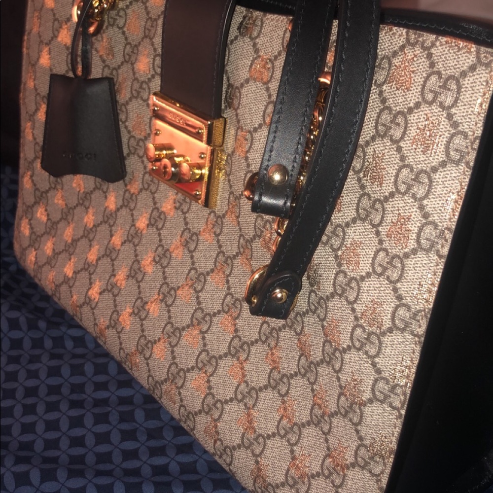 Gucci shoulder bag